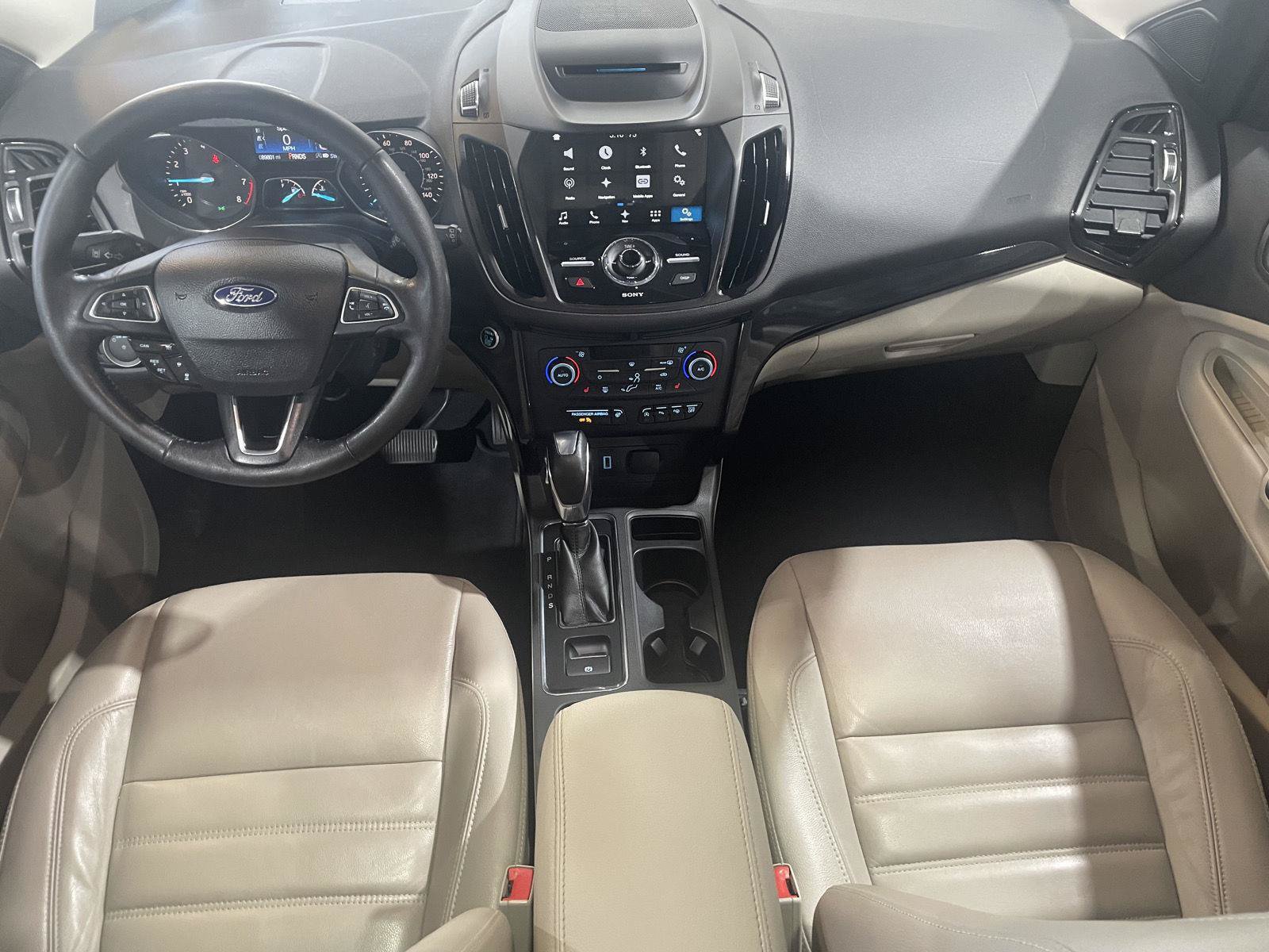 Used 2018 Ford Escape Titanium w/ Ford Safe & Smart Package AWD/4WD image 23