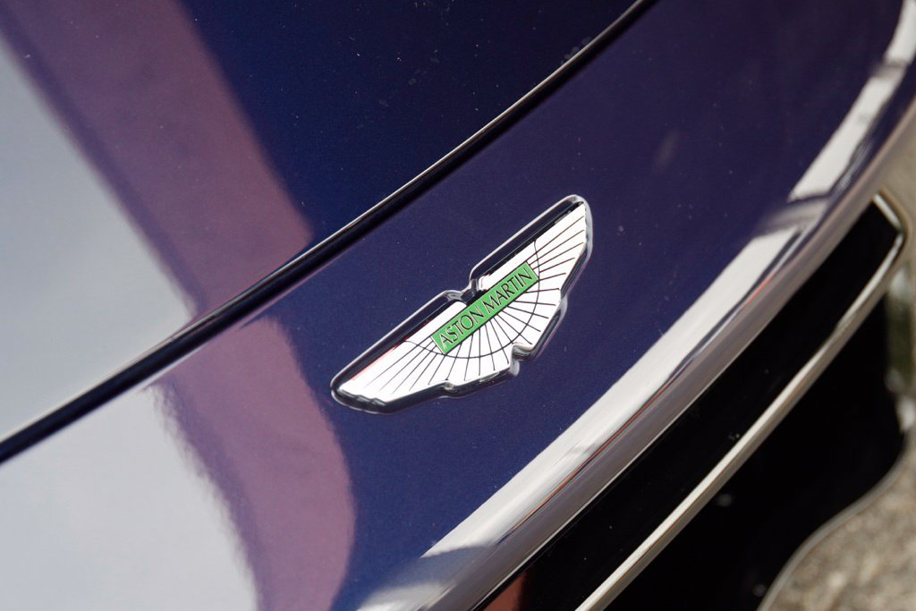 Used 2019 Aston Martin V8 Vantage Coupe RWD image 5
