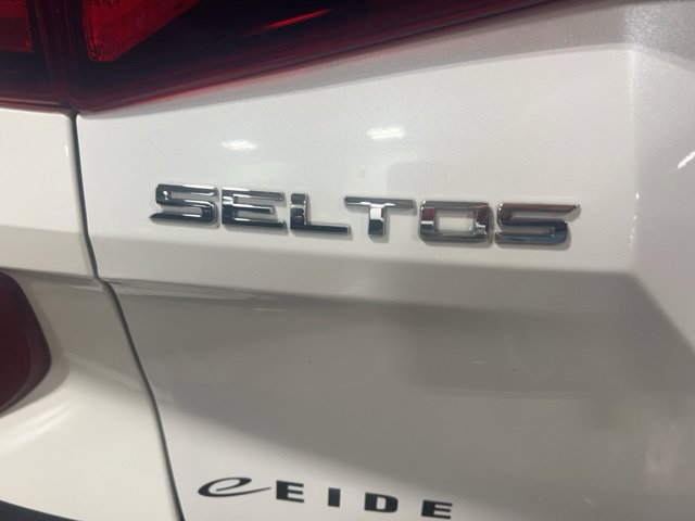 Used 2021 Kia Seltos LX AWD/4WD image 29