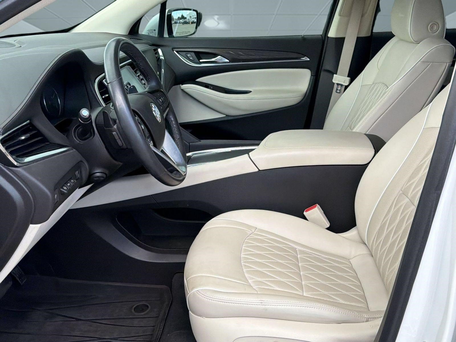 Certified 2023 Buick Enclave Avenir w/ Avenir Technology Package AWD/4WD image 5