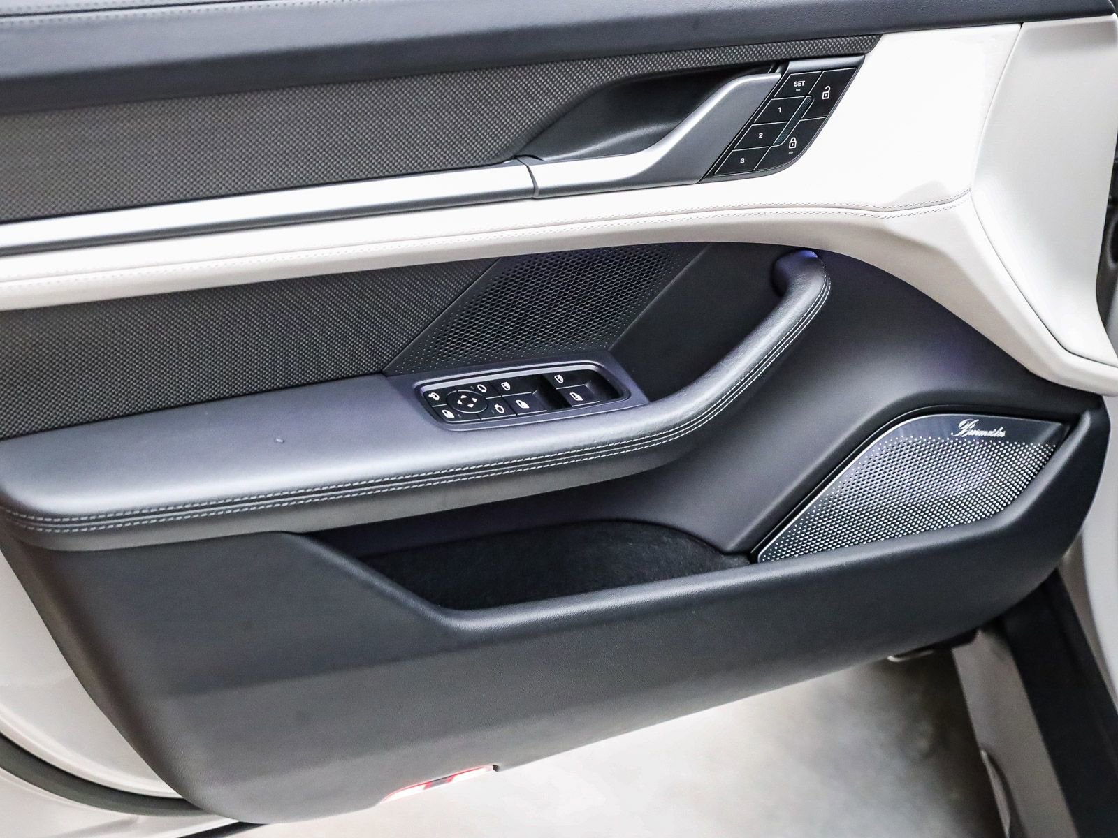 Certified 2023 Porsche Taycan Turbo S AWD/4WD image 22
