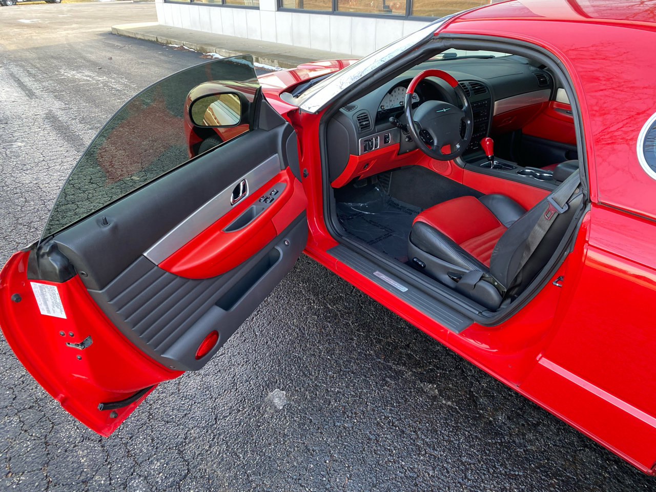 Used 2002 Ford Thunderbird Deluxe image 10