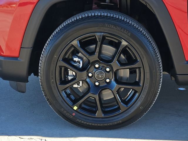 New 2026 Jeep Compass Latitude image 9