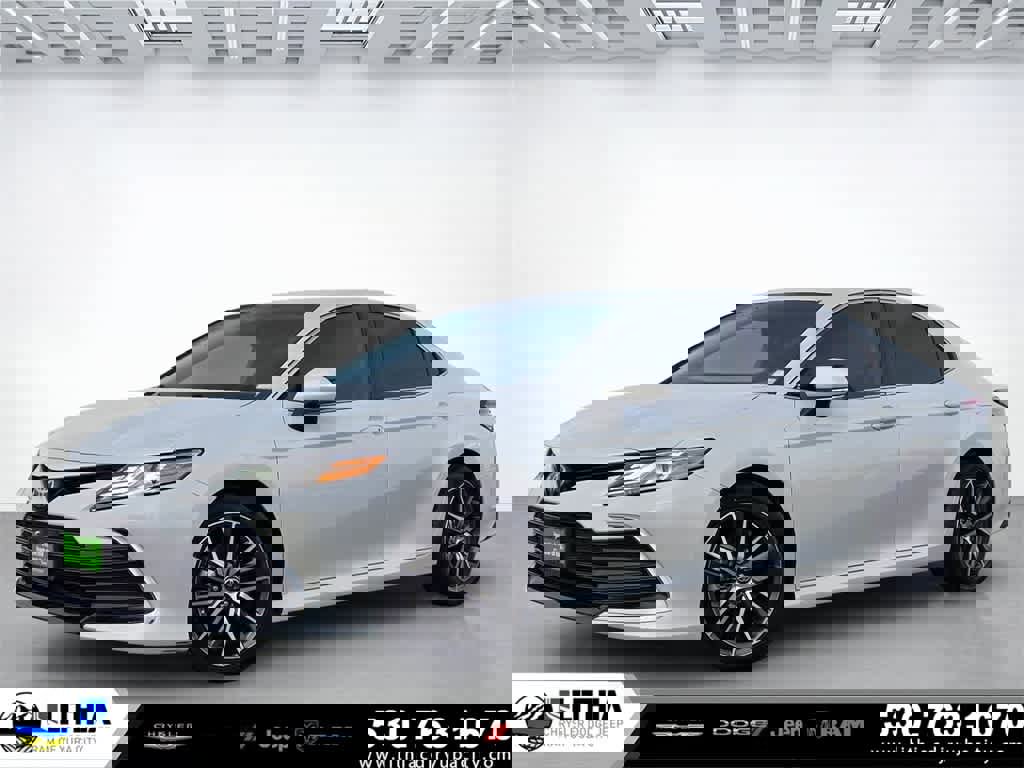 Used 2021 Toyota Camry XLE