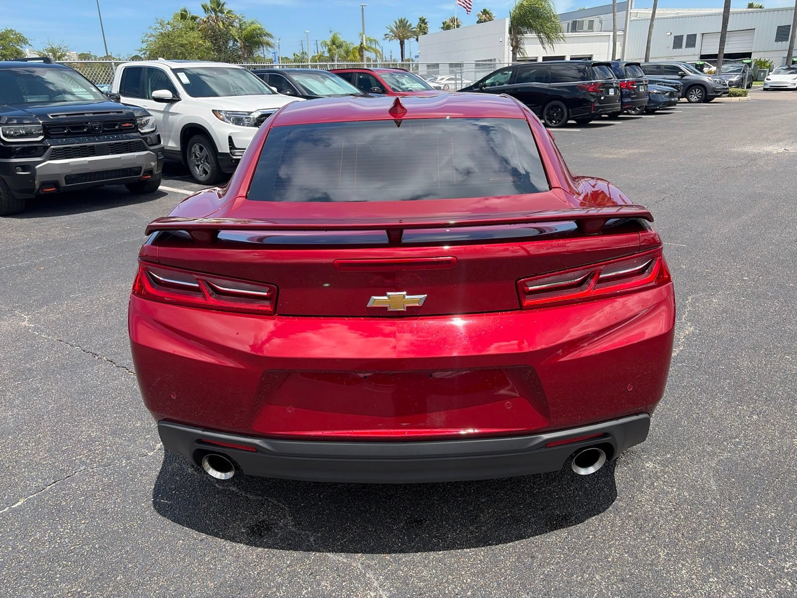 Used 2018 Chevrolet Camaro SS RWD image 6