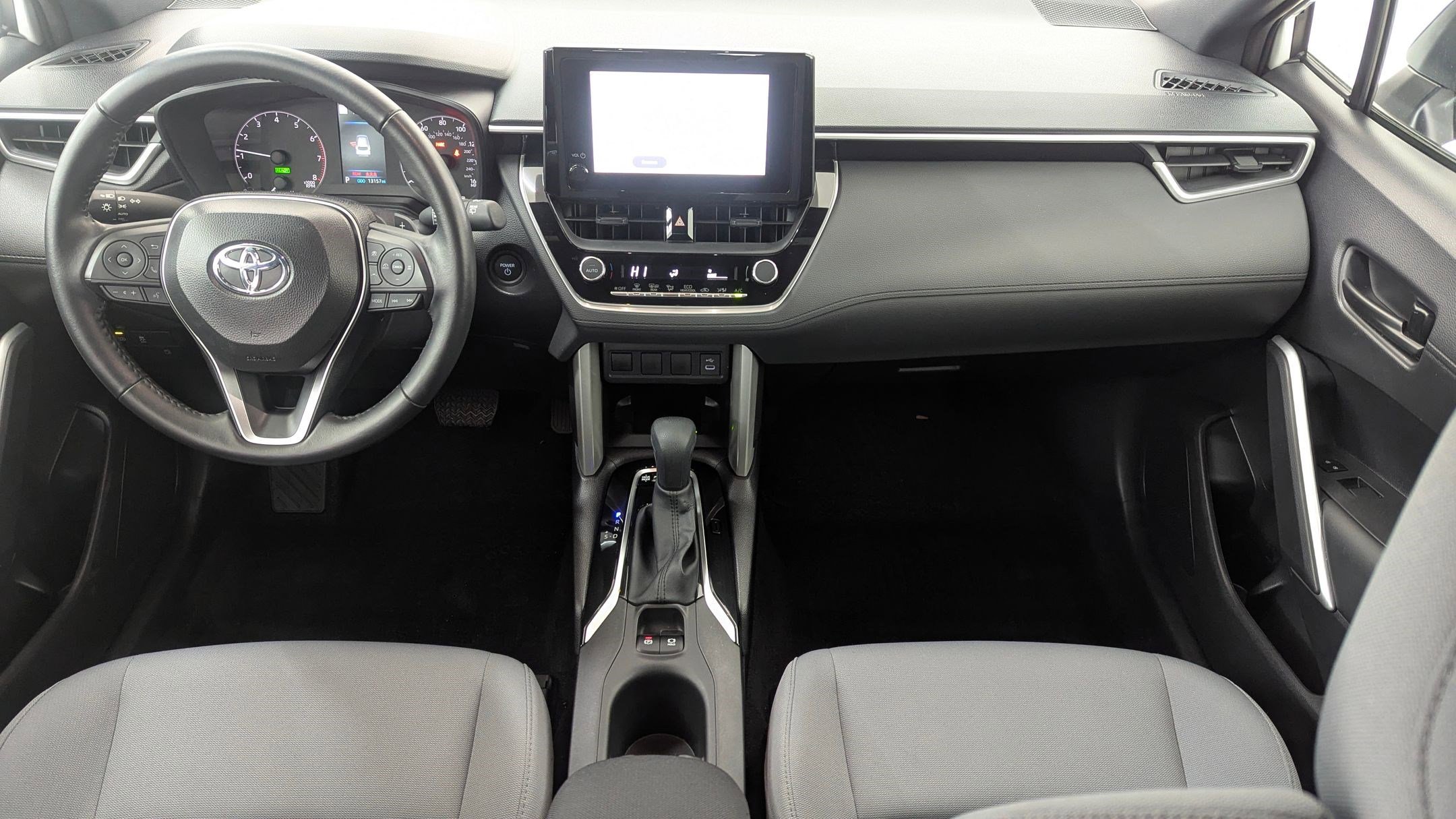 Used 2025 Toyota Corolla Cross AWD Hybrid image 15