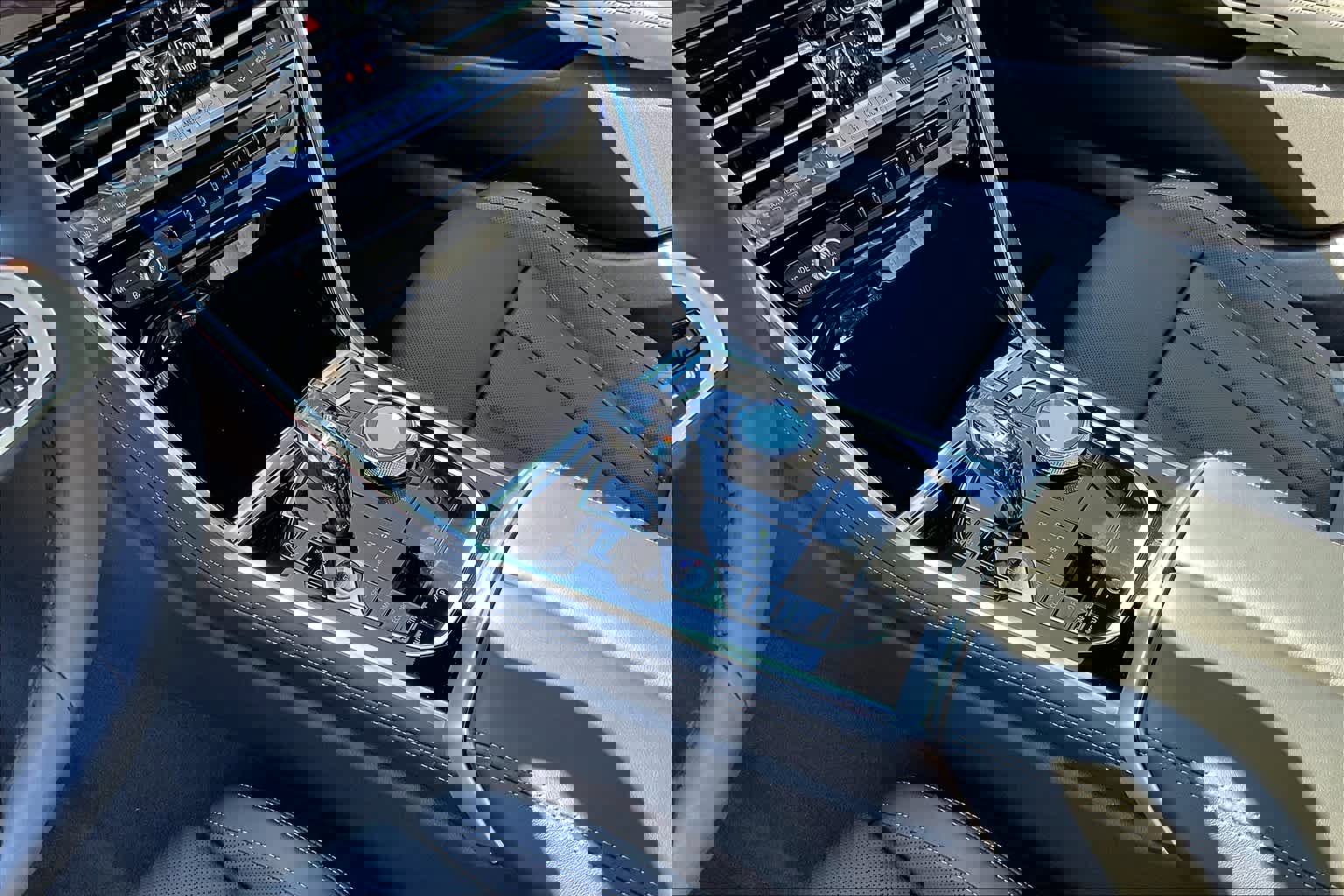 Used 2025 BMW 840i image 11