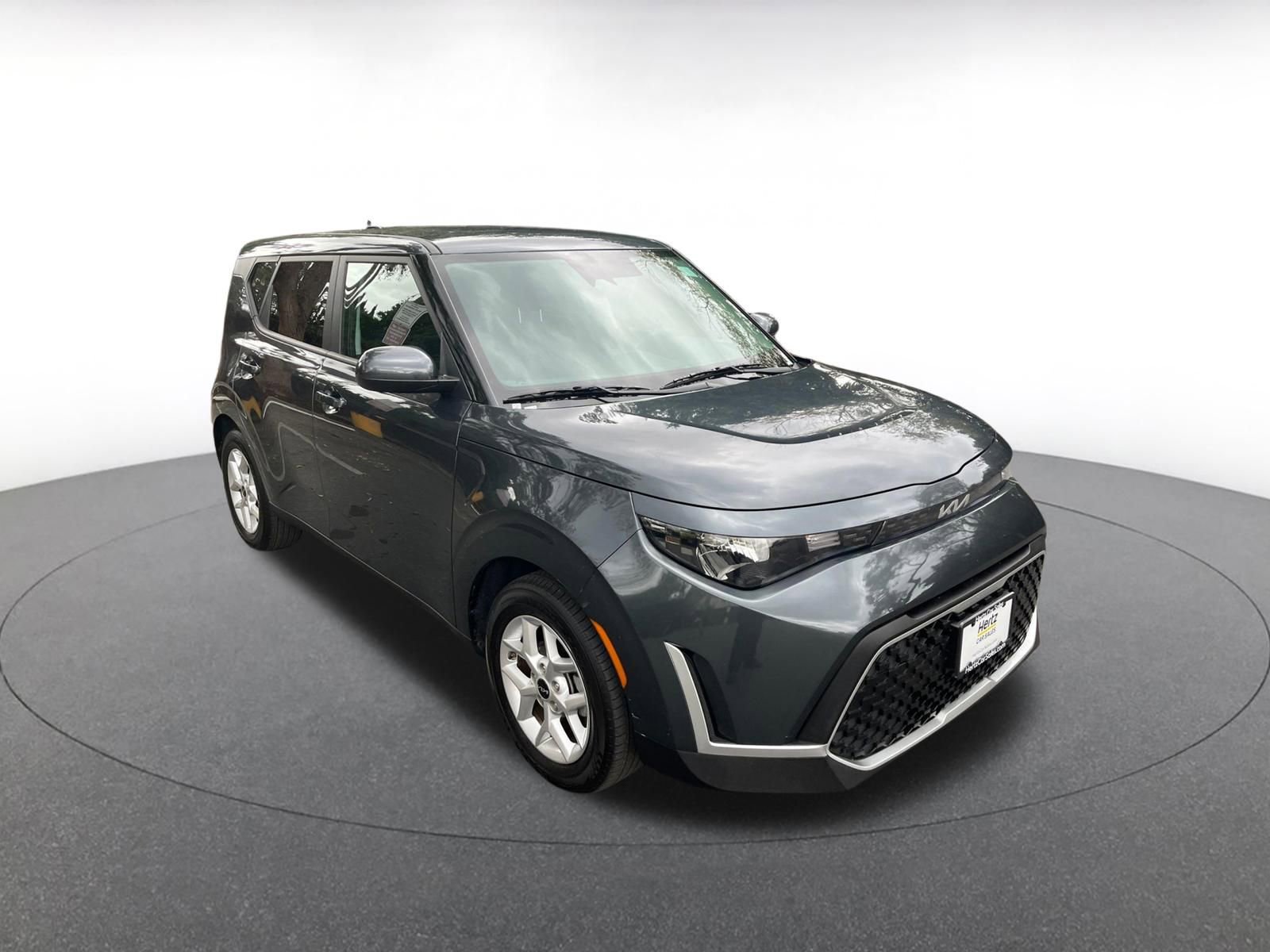 Used 2025 Kia Soul LX w/ LX Technology Package image 1