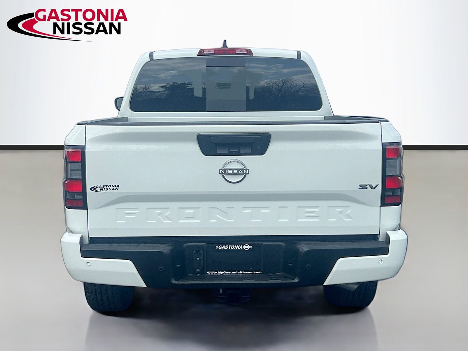 Used 2024 Nissan Frontier SV w/ Technology Package image 7