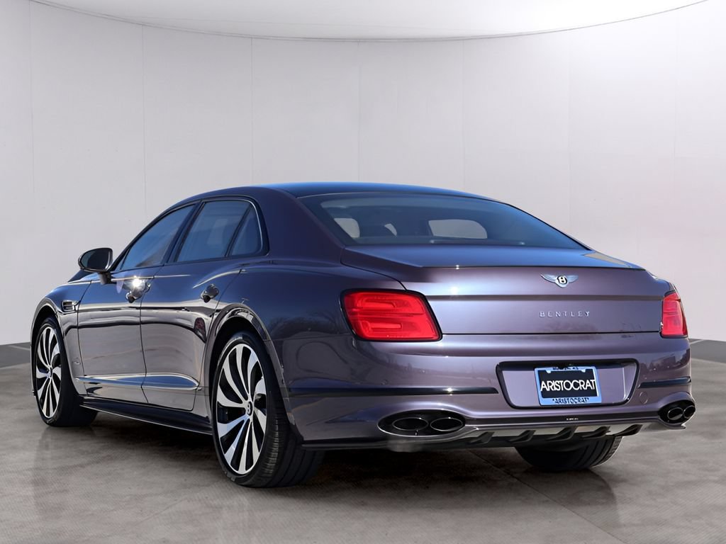 Used 2023 Bentley Flying Spur Azure AWD/4WD image 5