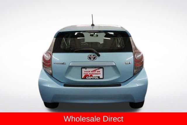 Used 2012 Toyota Prius C One image 3