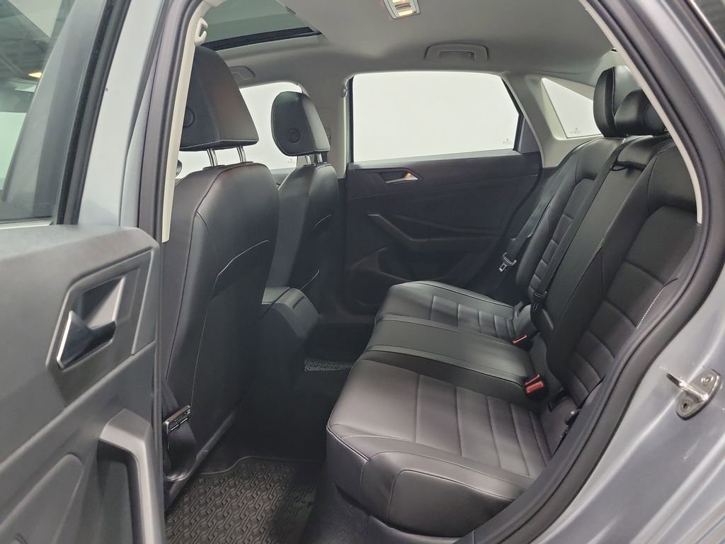 Used 2023 Volkswagen Jetta SE w/ Panoramic Sunroof Package FWD image 25