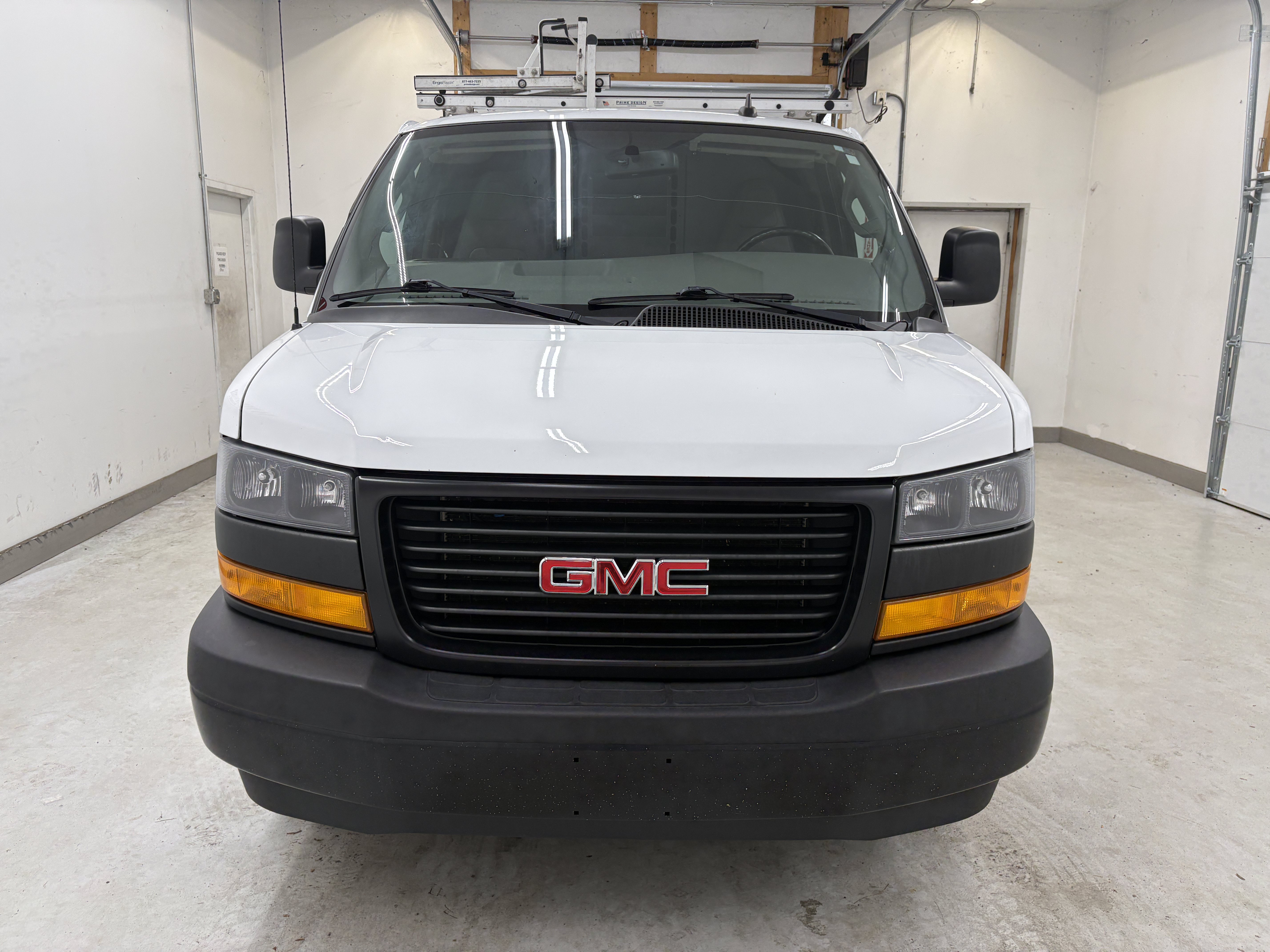 Used 2023 GMC Savana 3500 w/ Driver Convenience Package RWD image 6
