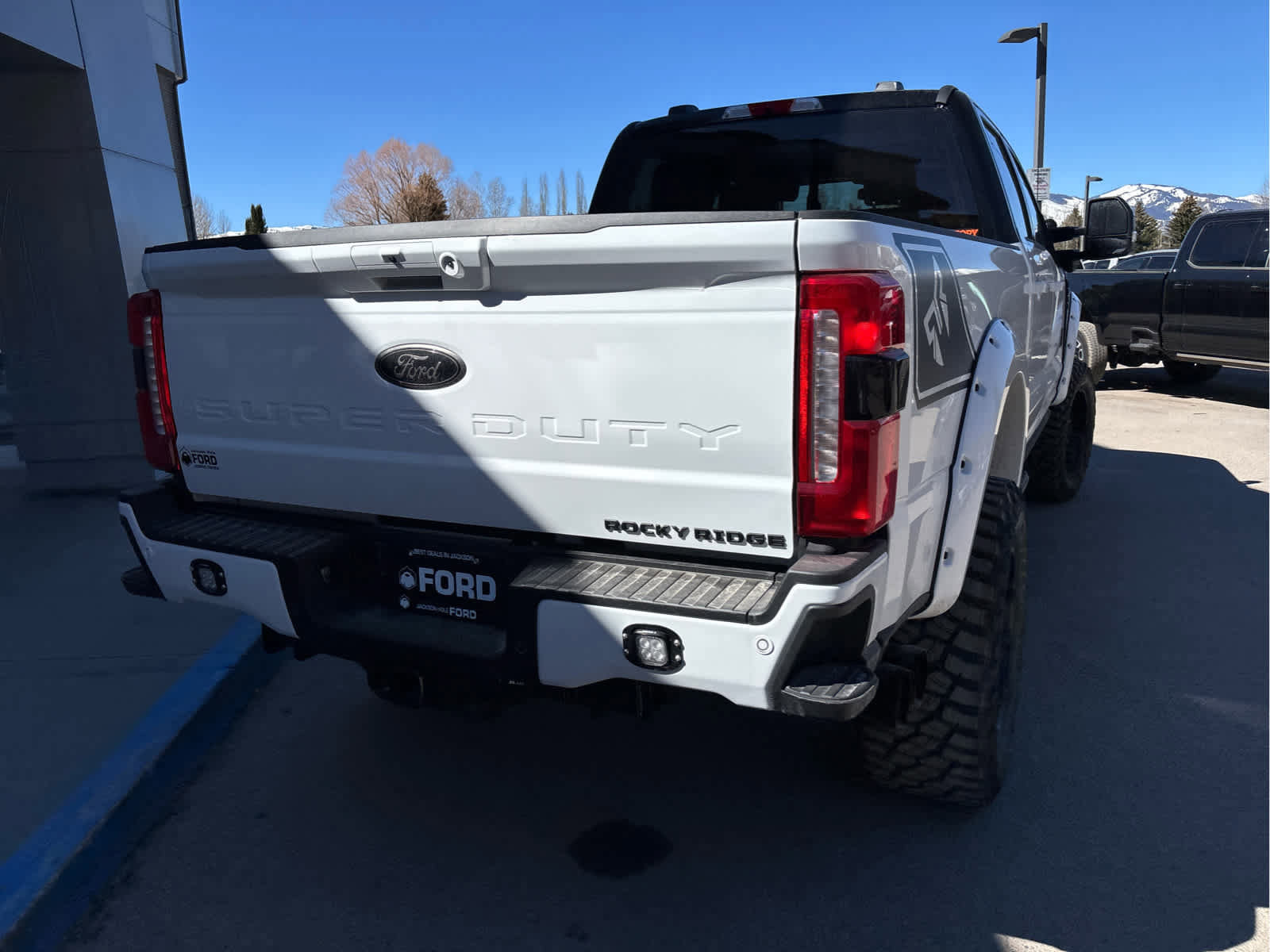 New 2026 Ford F250 Lariat w/ Black Appearance Package image 15