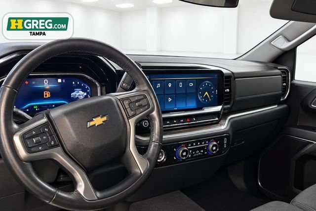 Used 2022 Chevrolet Silverado 1500 LT AWD/4WD image 13