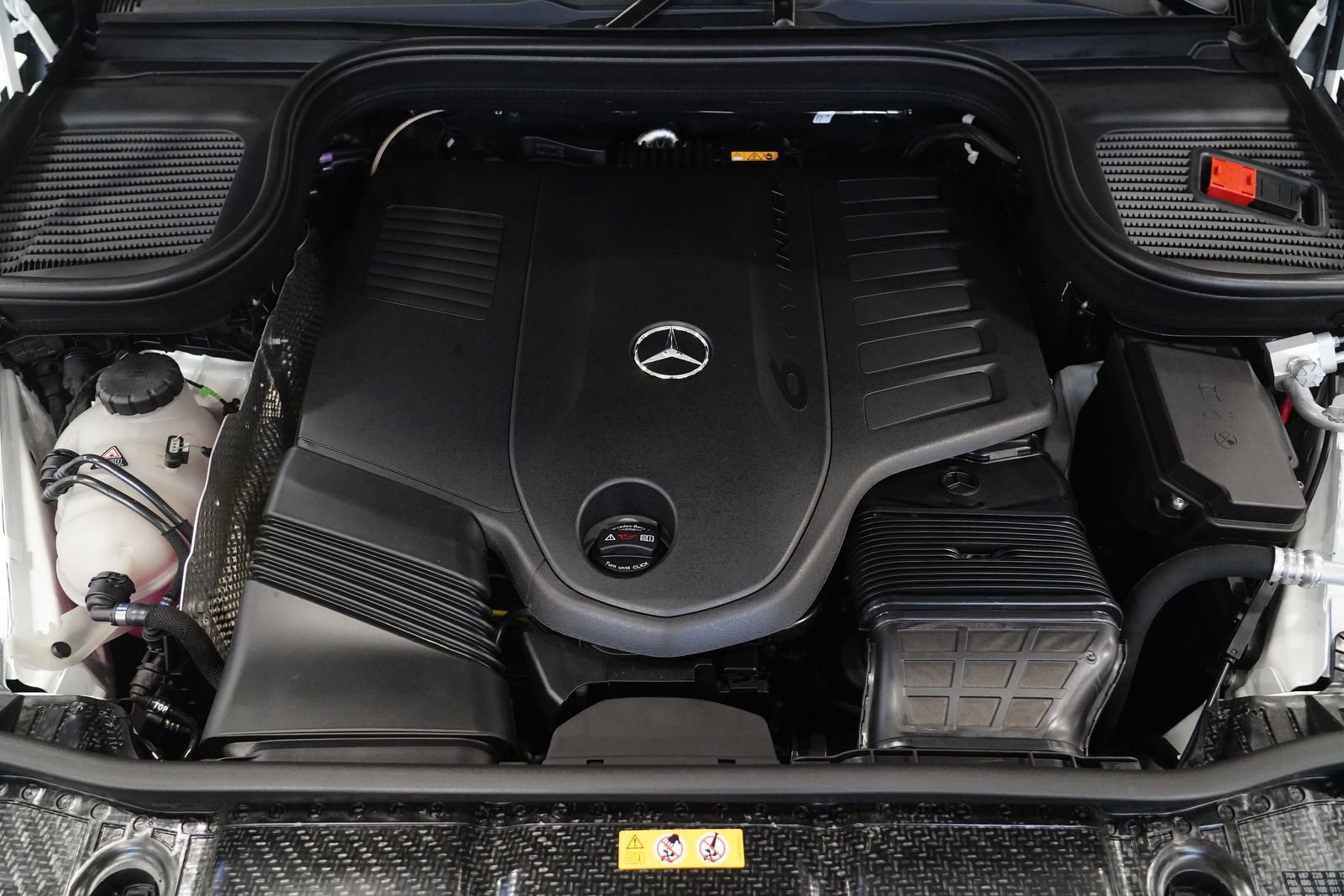 New 2026 Mercedes-Benz GLE 450 4MATIC image 32