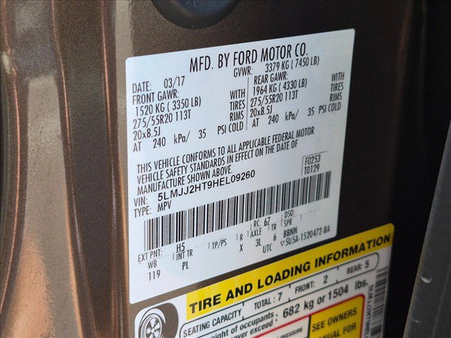 Used 2017 Lincoln Navigator Select RWD image 25
