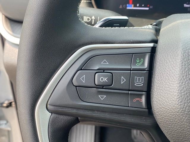 New 2025 Jeep Grand Cherokee L Altitude image 17