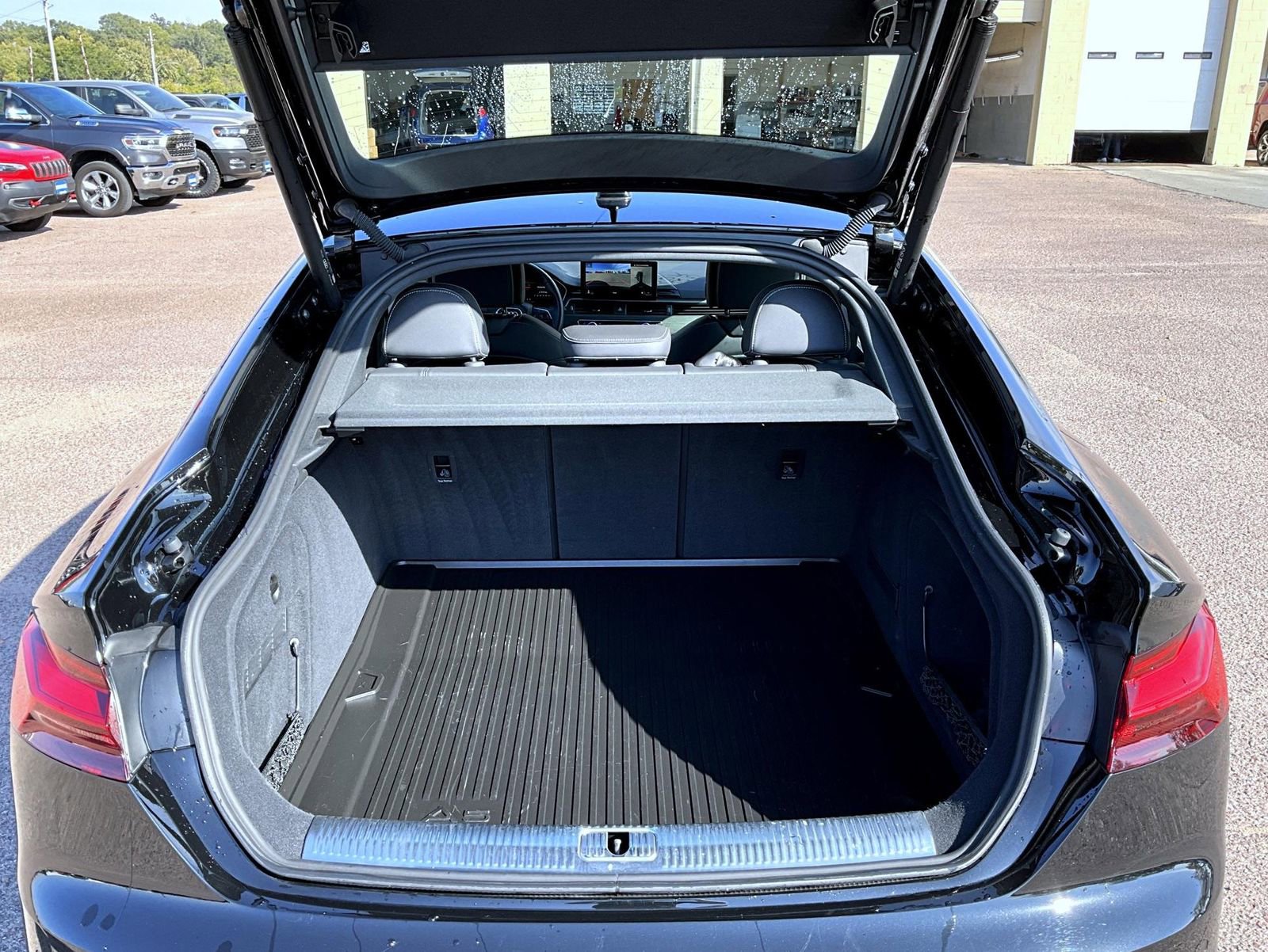 Used 2023 Audi A5 2.0T Premium Plus w/ Premium Plus image 9