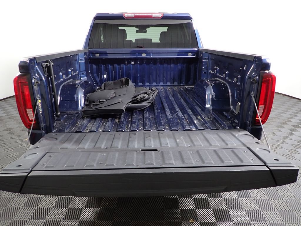 Used 2023 GMC Sierra 1500 SLT w/ SLT Premium Package image 17