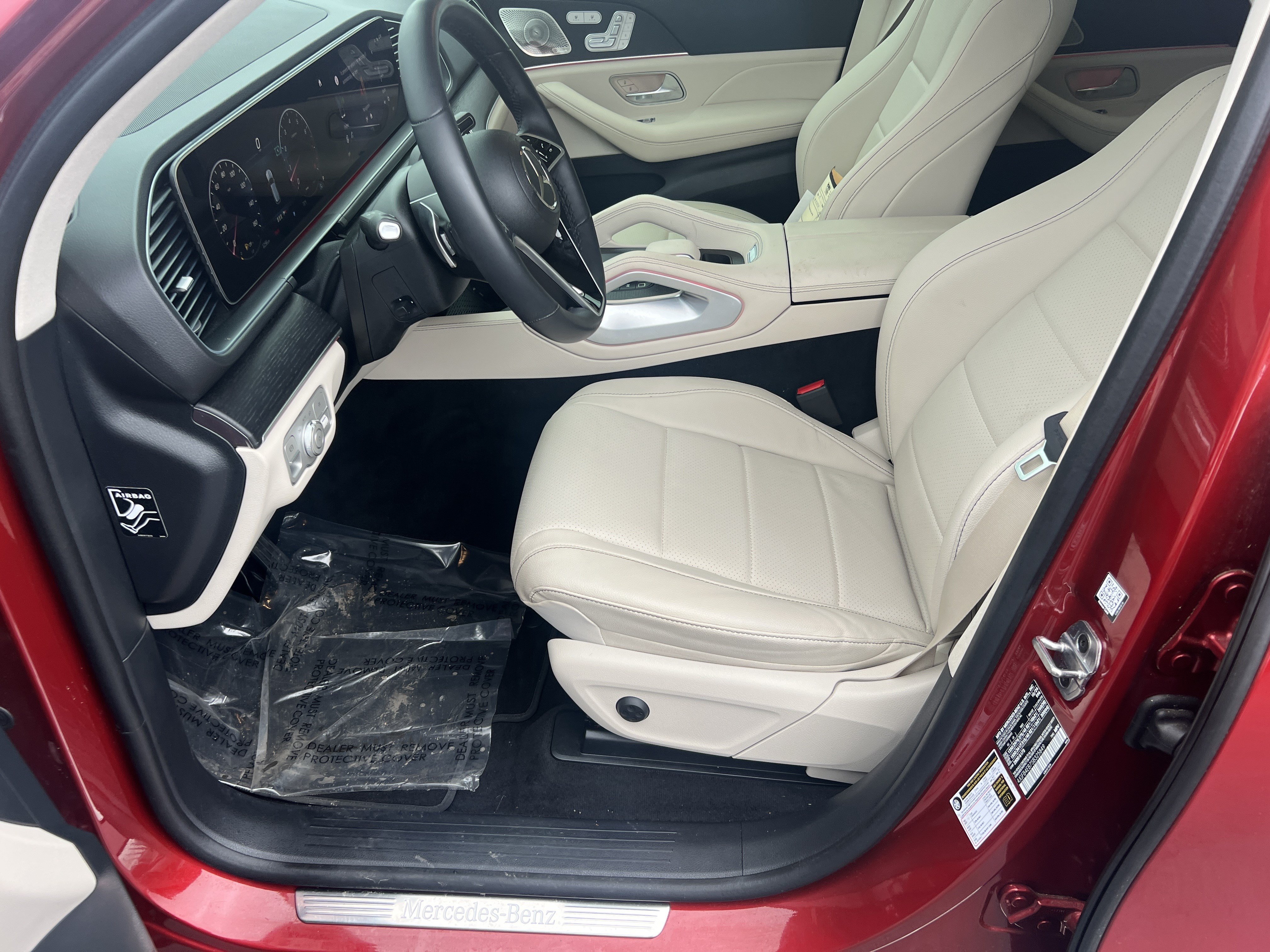 Certified 2025 Mercedes-Benz GLE 350 4MATIC w/ AMG Line Exterior image 16