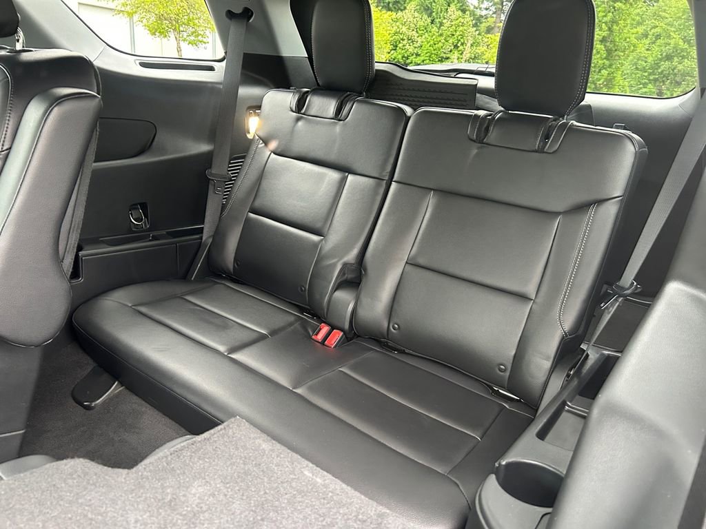 Used 2022 Ford Explorer Limited w/ Equipment Group 301A image 35