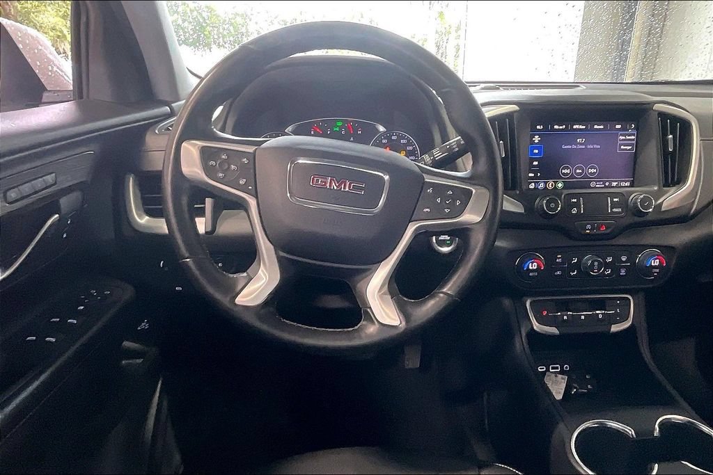 Used 2024 GMC Terrain SLT AWD/4WD image 5