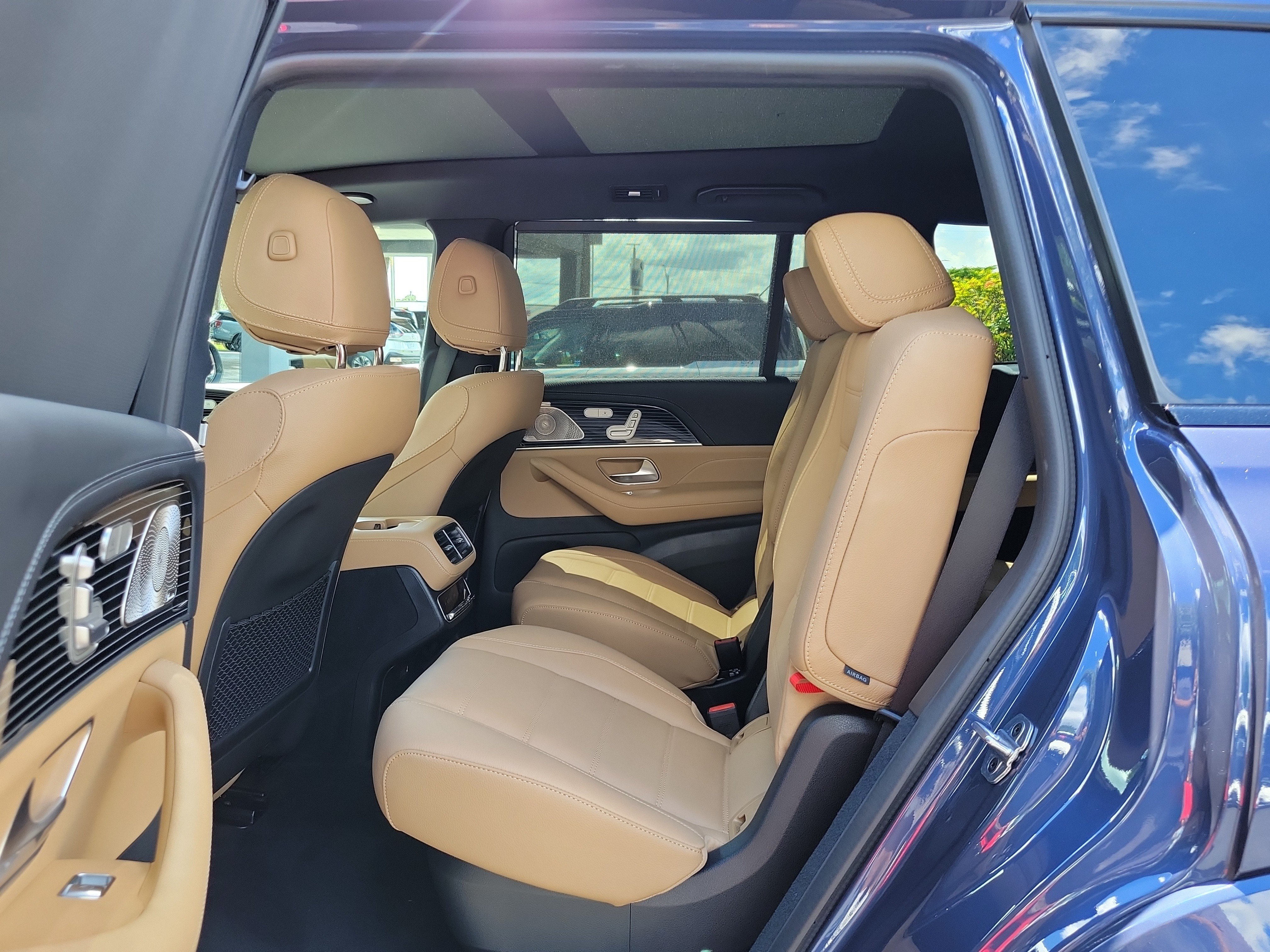 Used 2026 Mercedes-Benz GLS 580 4MATIC image 13