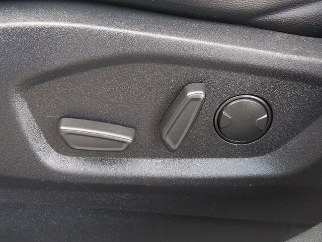 Used 2020 Ford Edge SEL w/ Cold Weather Package image 13