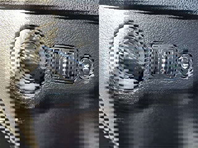 Used 2023 Dodge Charger SXT image 36