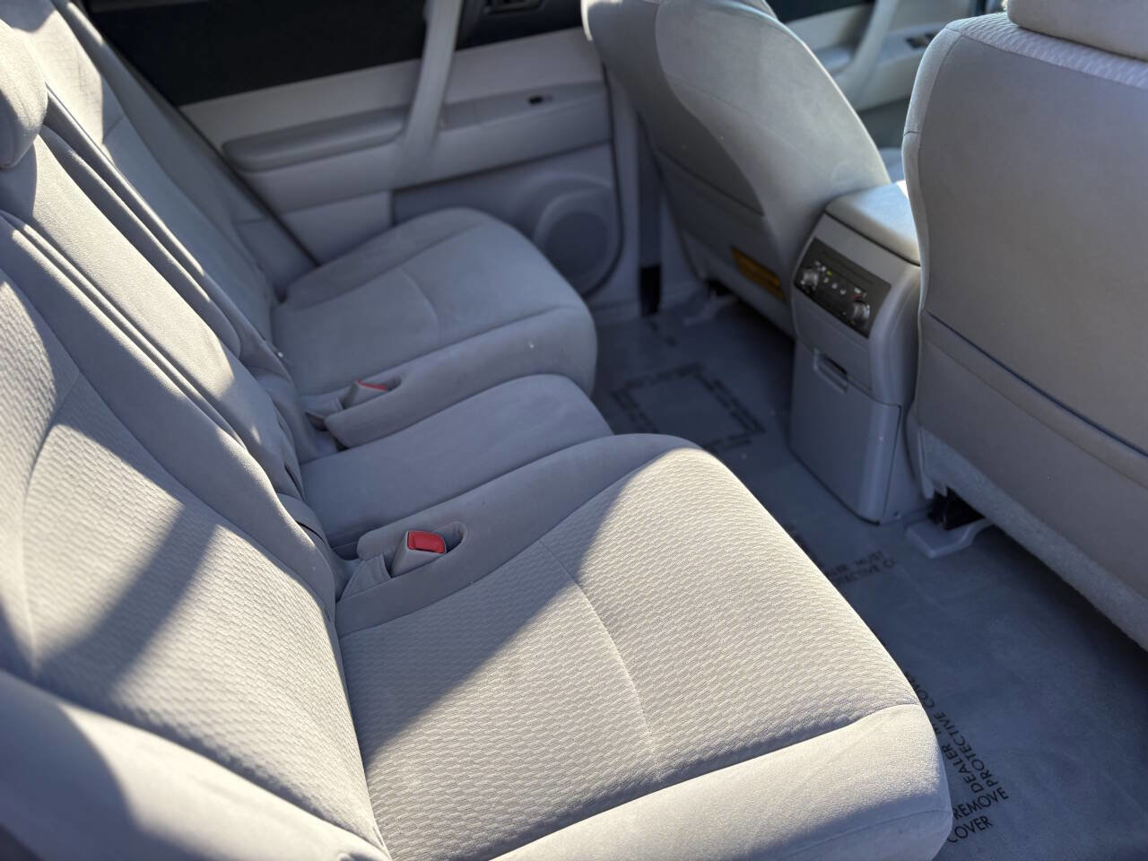Used 2010 Toyota Highlander 4WD image 9
