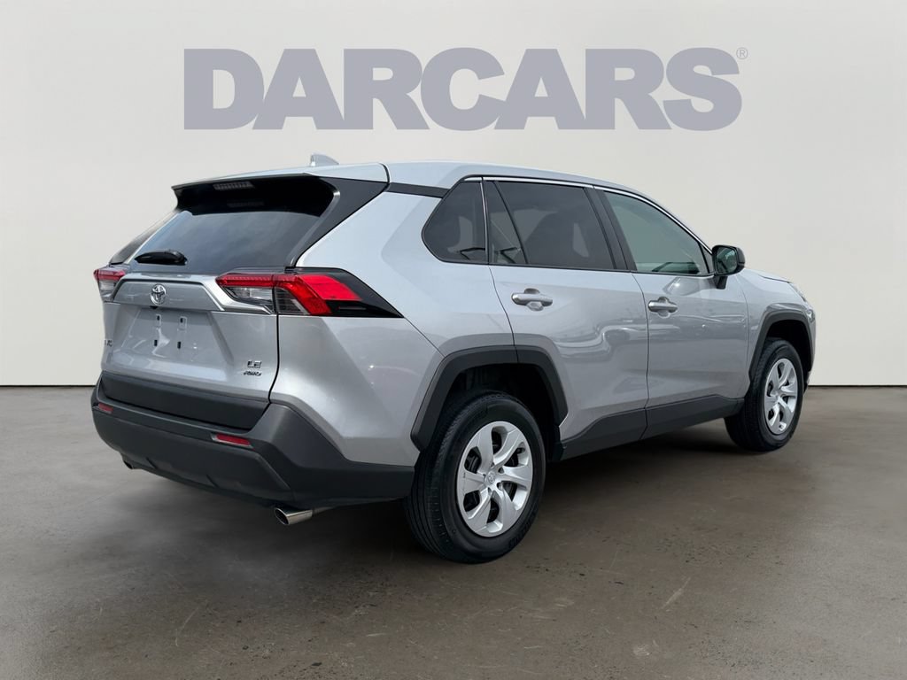 Used 2025 Toyota RAV4 LE AWD/4WD image 6