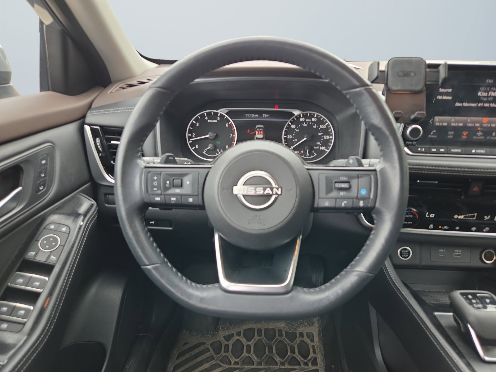 Used 2023 Nissan Rogue SL AWD/4WD image 13