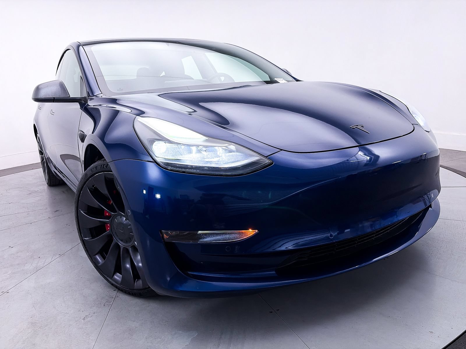 Used 2021 Tesla Model 3 Performance AWD/4WD image 3