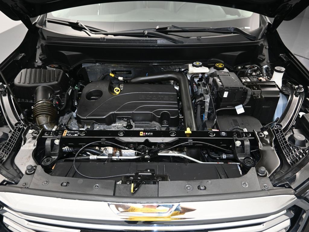 Used 2023 GMC Terrain SLT image 25