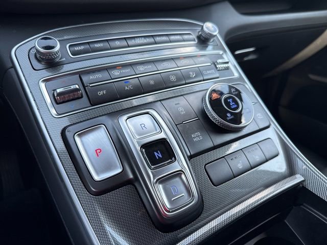 Used 2023 Hyundai Santa Fe SEL w/ Premium Package image 12