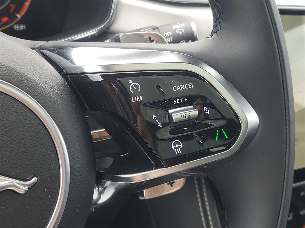 New 2026 Jaguar F-PACE R-Dynamic S image 16