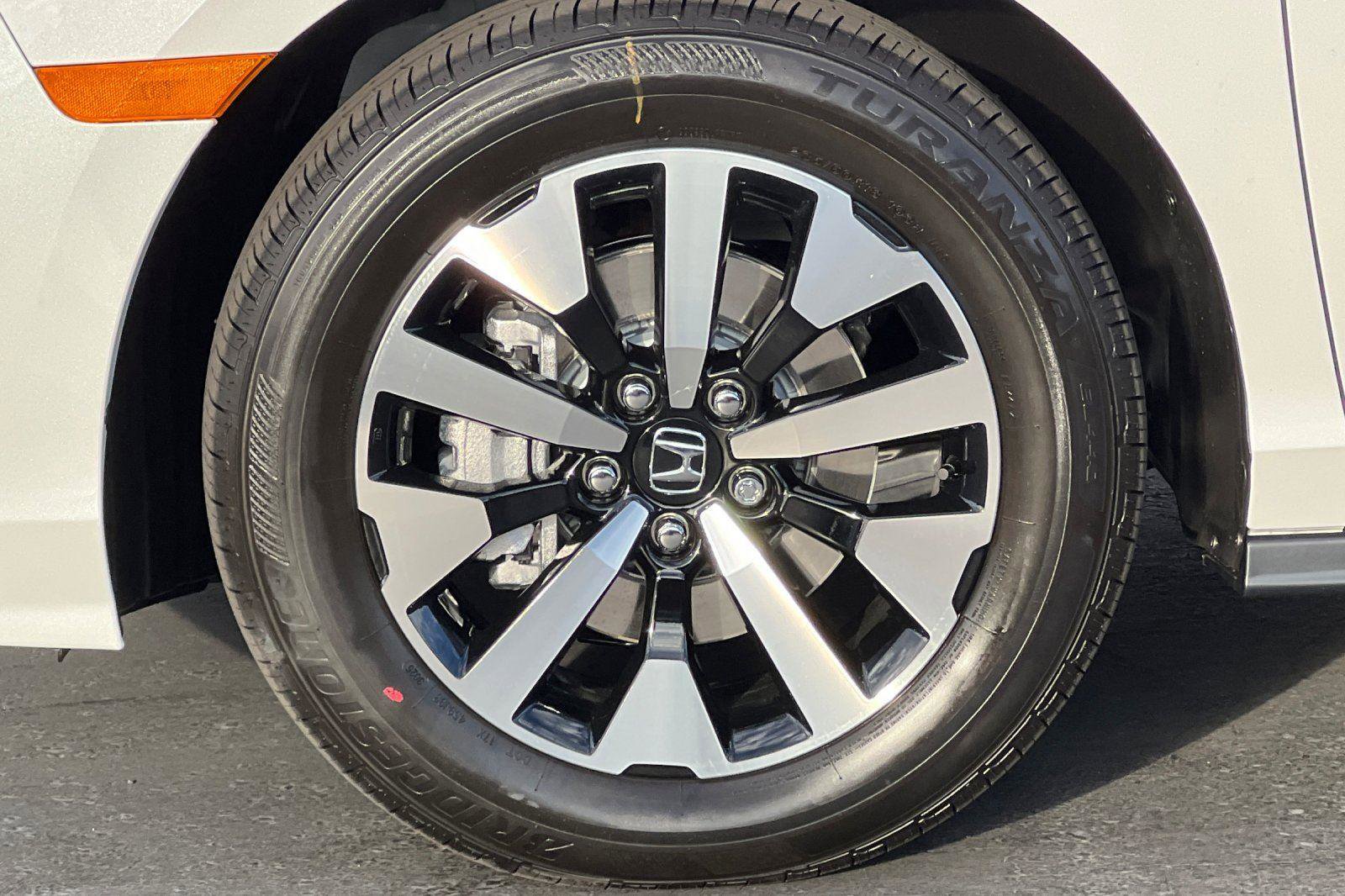 New 2026 Honda Odyssey EX-L image 33