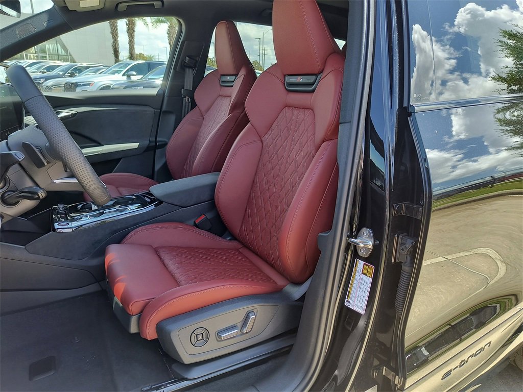 New 2025 Audi SQ6 e-tron Premium Plus image 7