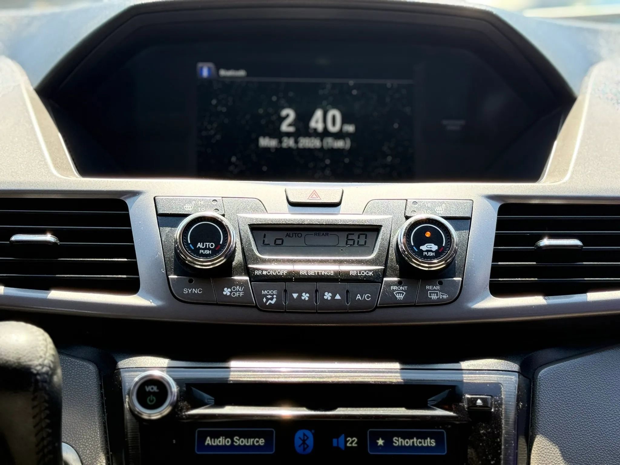 Used 2015 Honda Odyssey Touring image 18