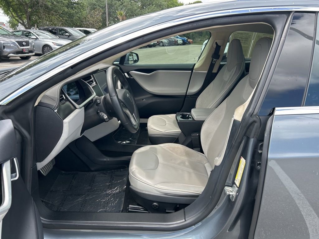Used 2013 Tesla Model S Performance image 15