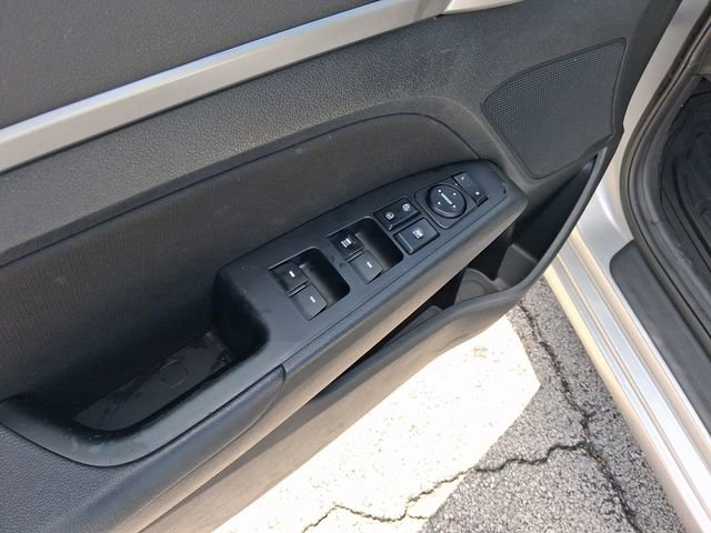 Used 2020 Hyundai Elantra SEL w/ Cargo Package (C1) FWD image 14