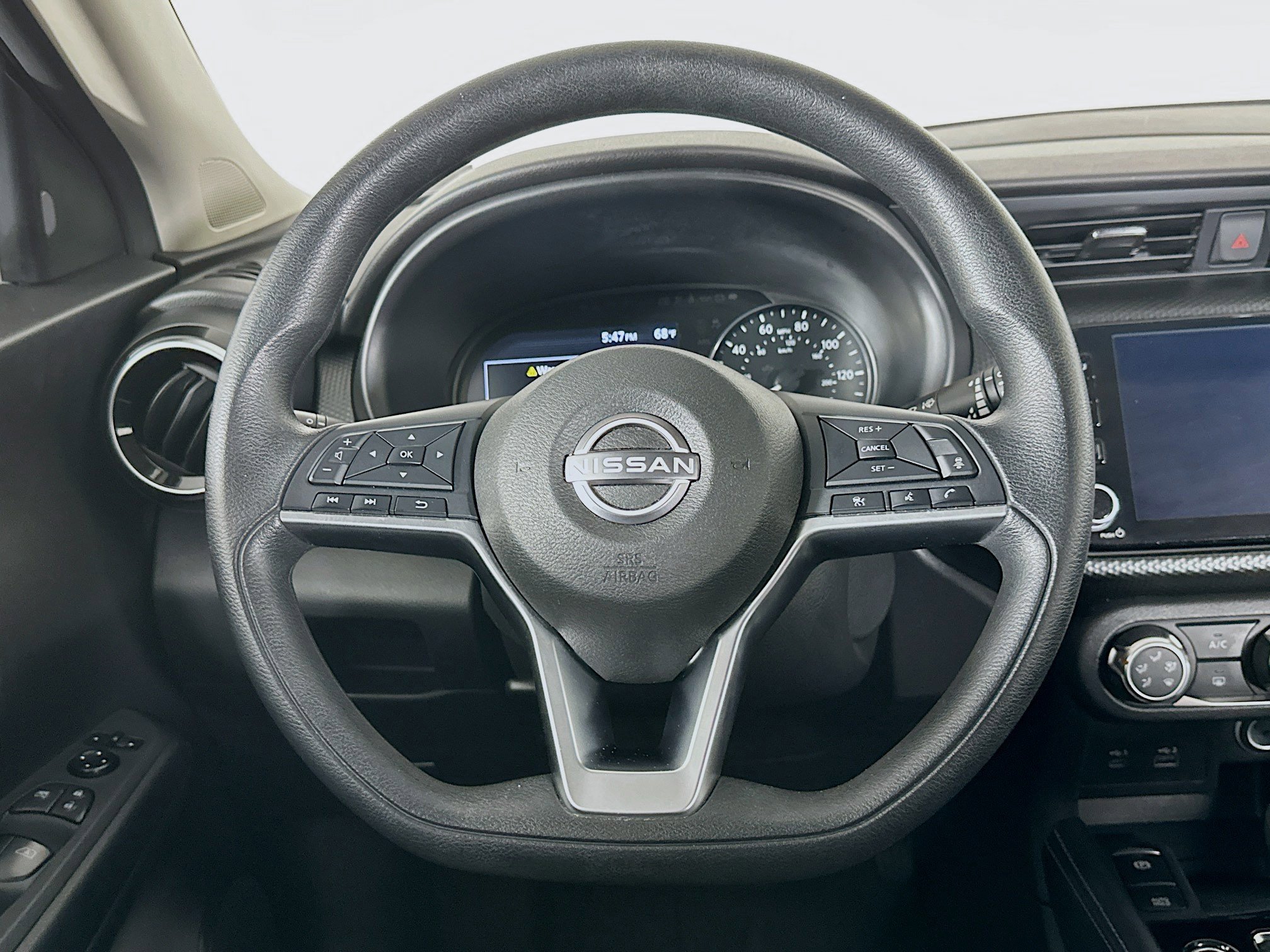 Used 2023 Nissan Kicks SV image 16