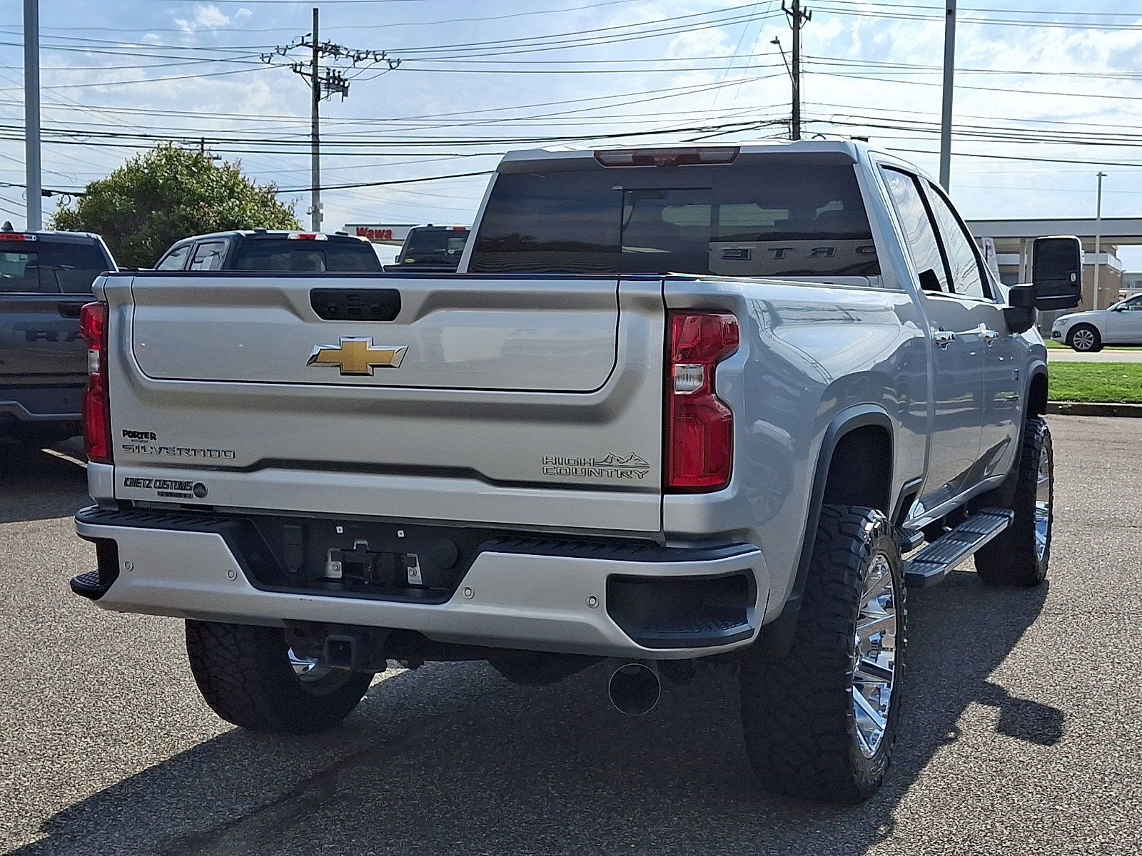 Used 2023 Chevrolet Silverado 2500 High Country AWD/4WD image 10