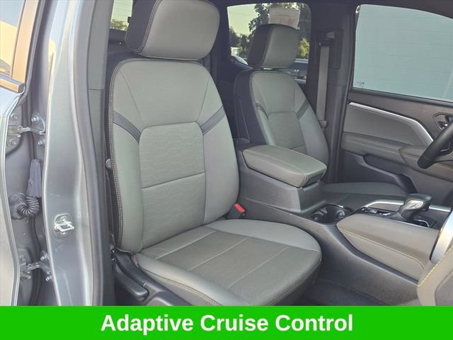 Certified 2025 Chevrolet Colorado ZR2 w/ Technology Package AWD/4WD image 17