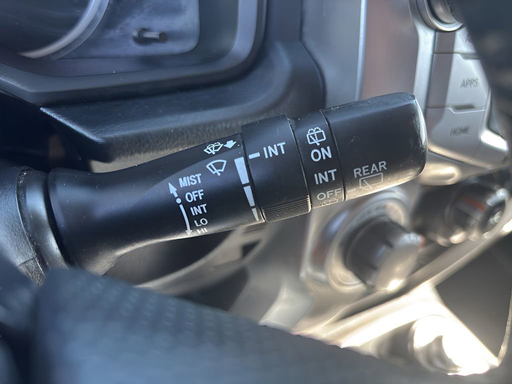 Used 2016 Toyota 4Runner SR5 AWD/4WD image 35