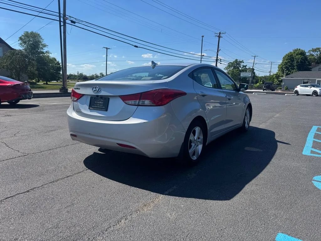 Used 2013 Hyundai Elantra GLS w/ Preferred Pkg FWD image 3