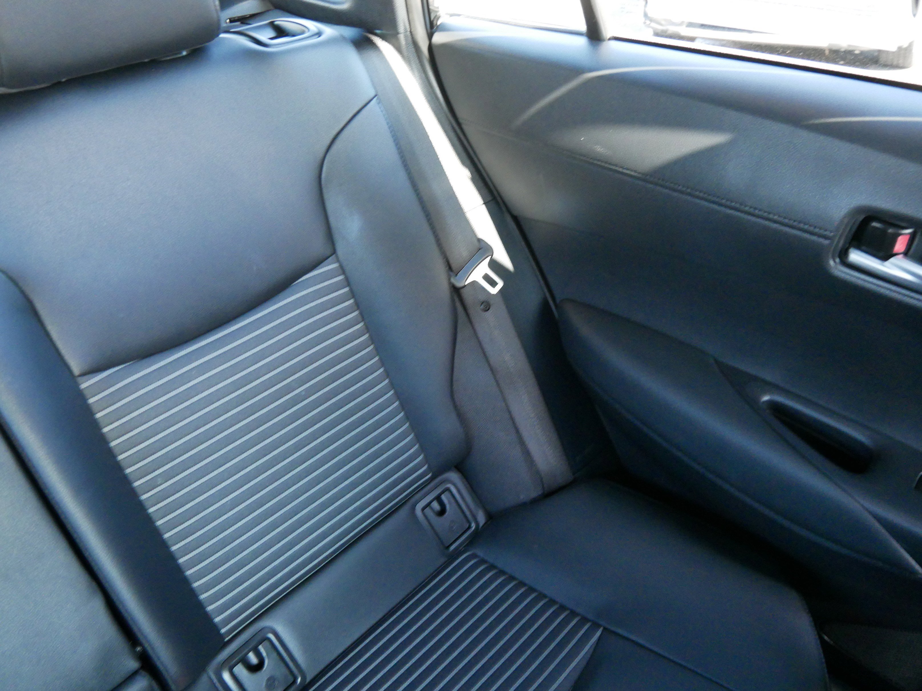 Used 2023 Toyota Corolla Cross XSE w/ Convenience Package image 14