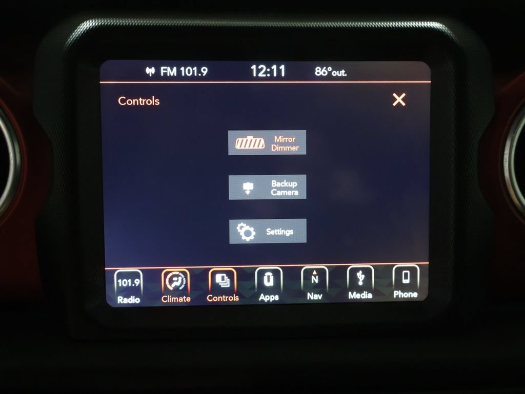 Used 2018 Jeep Wrangler Rubicon AWD/4WD image 23
