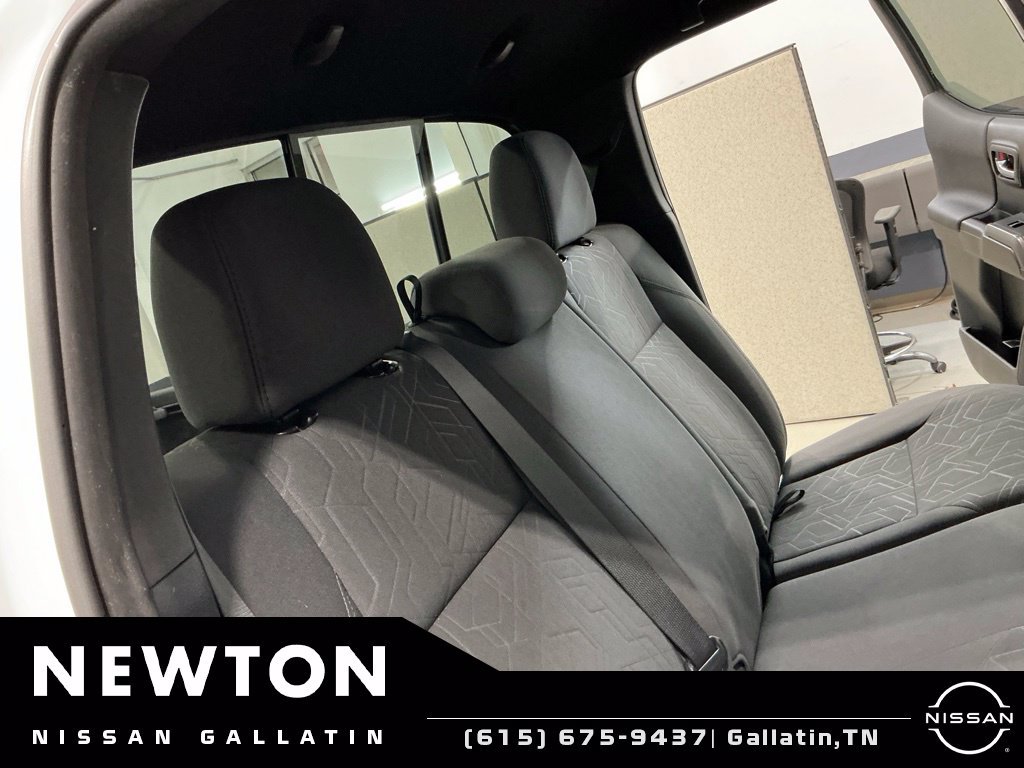 Used 2017 Toyota Tacoma TRD Off-Road w/ Tow Package (A/T) AWD/4WD image 24
